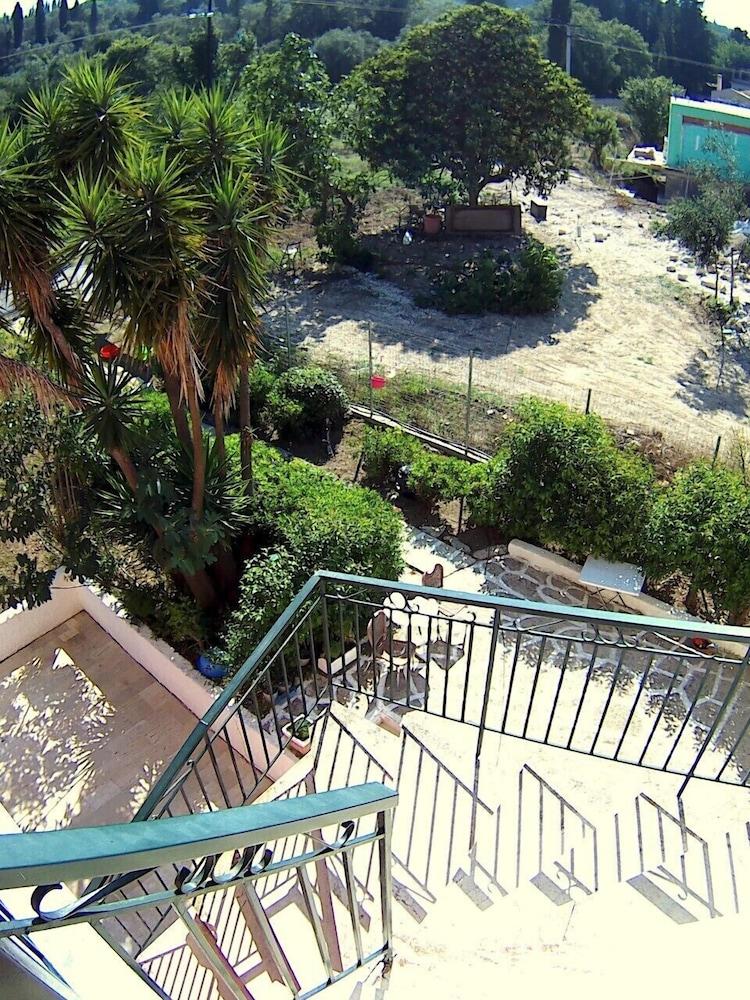 קונטואקלי Joanna Apartments מראה חיצוני תמונה